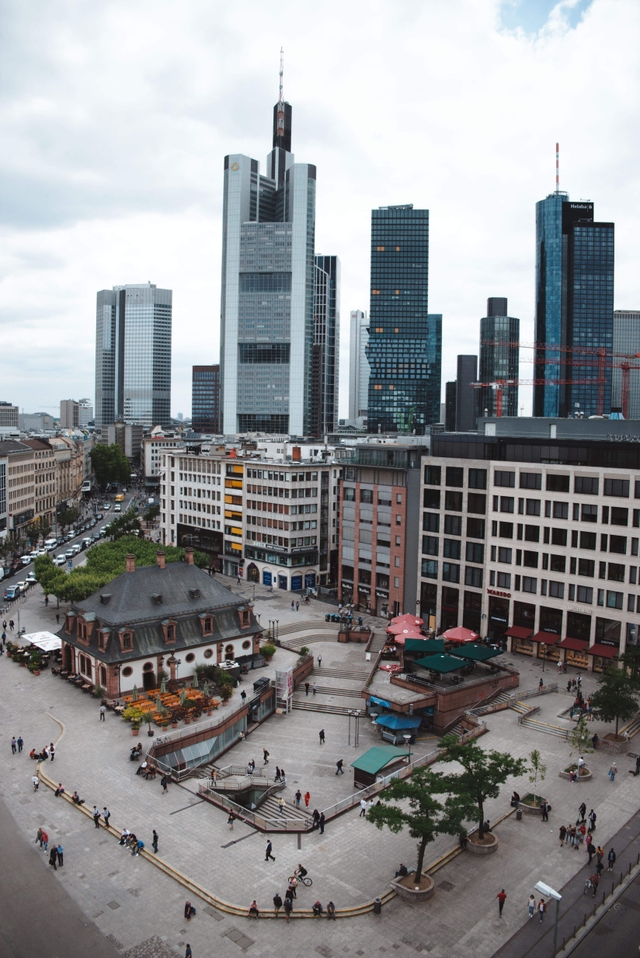/images/frankfurt/frankfurt11.jpg