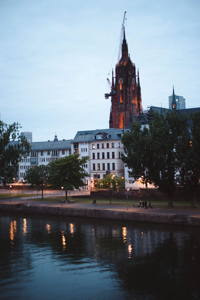 /images/frankfurt/frankfurt6.jpg